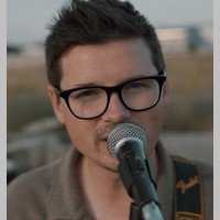 Michal Gazdík predstavuje nový singel Nechajme sa láskou viesť